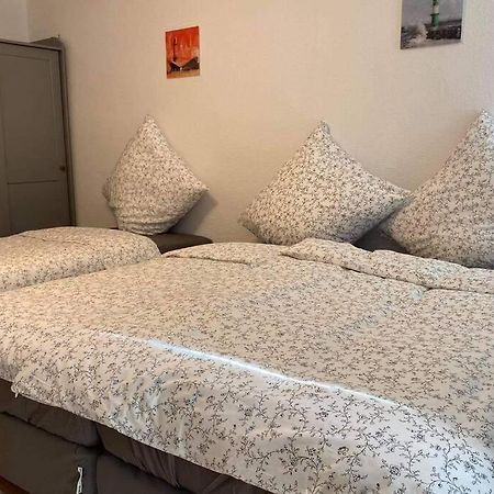 Beste Lage In Rostock: 2-Zimmerwohnung Mit Balkon Im 1.Og Экстерьер фото